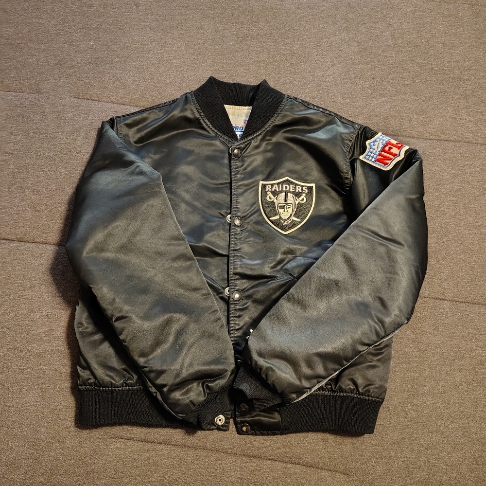 The Raaaaiders Vintage Youth Large Stater.. The Price is FIRM..